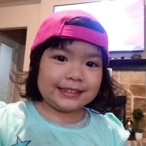 Meet your Posher, Avery